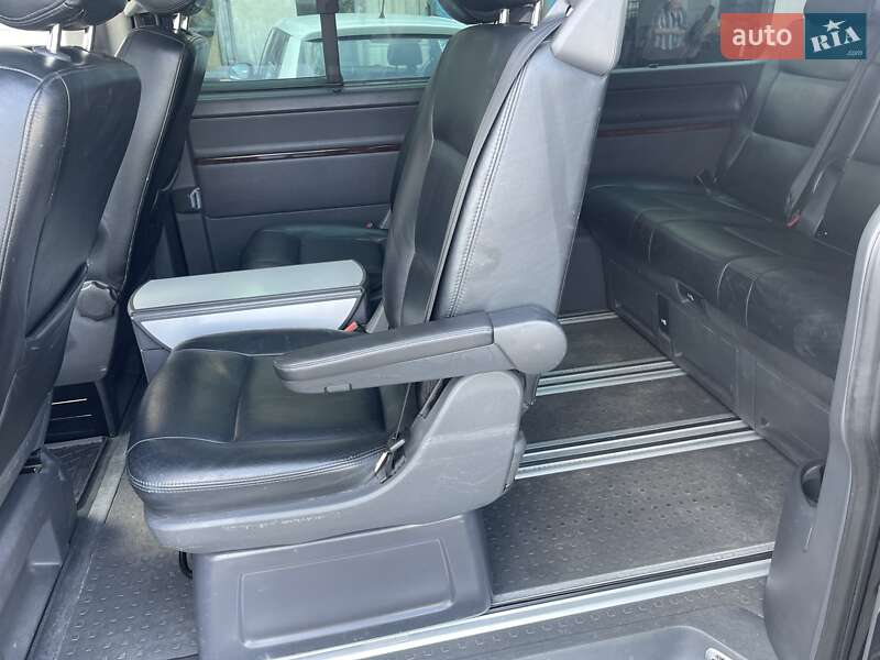 Мінівен Volkswagen Multivan 2012 в Києві