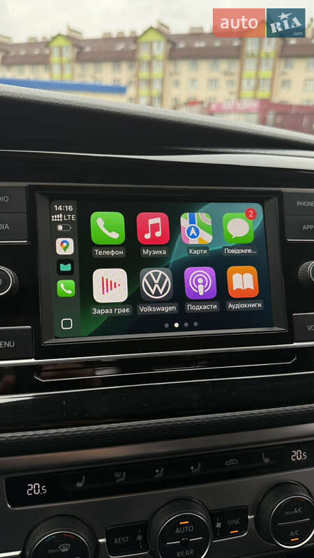 Мінівен Volkswagen Multivan 2020 в Києві