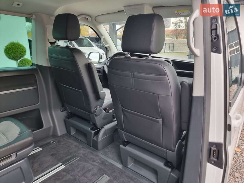 Мінівен Volkswagen Multivan 2020 в Радивиліві