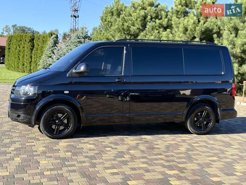 Мінівен Volkswagen Multivan 2013 в Дніпрі