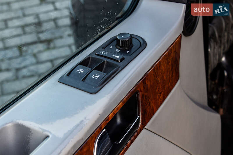 Мінівен Volkswagen Multivan 2007 в Львові