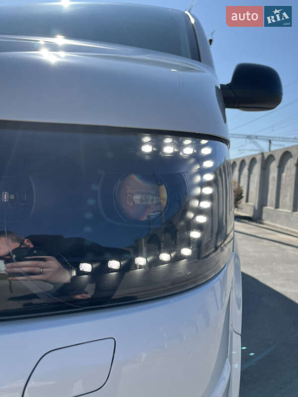 Минивэн Volkswagen Multivan 2013 в Белой Церкви