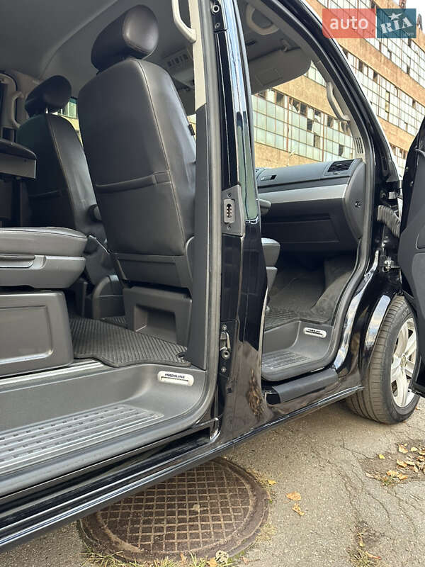 Минивэн Volkswagen Multivan 2011 в Харькове фото 31 Минивэн Volkswagen Multivan 2011 в Харькове