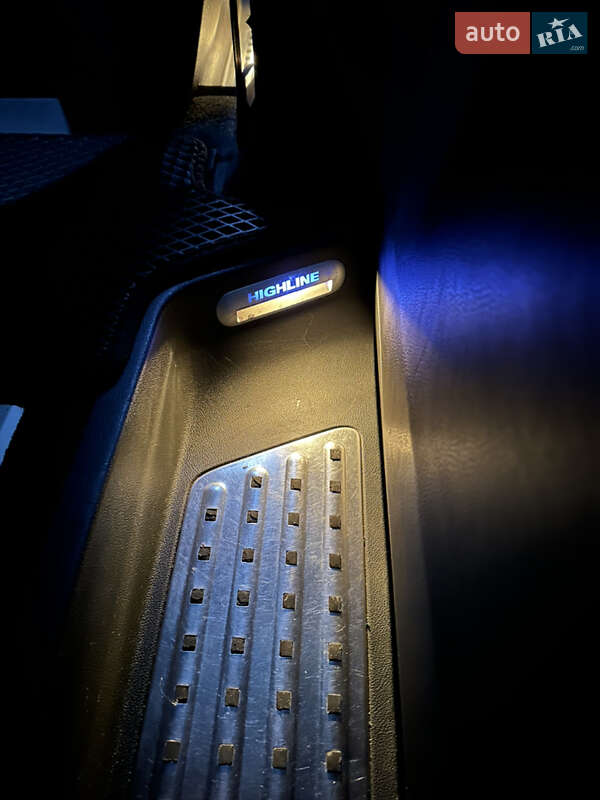 Минивэн Volkswagen Multivan 2011 в Харькове фото 58 Минивэн Volkswagen Multivan 2011 в Харькове