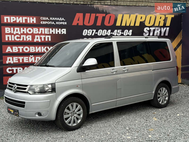 Мінівен Volkswagen Multivan 2011 в Стрию