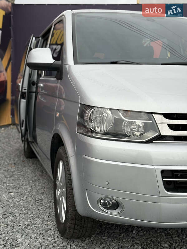 Мінівен Volkswagen Multivan 2011 в Стрию