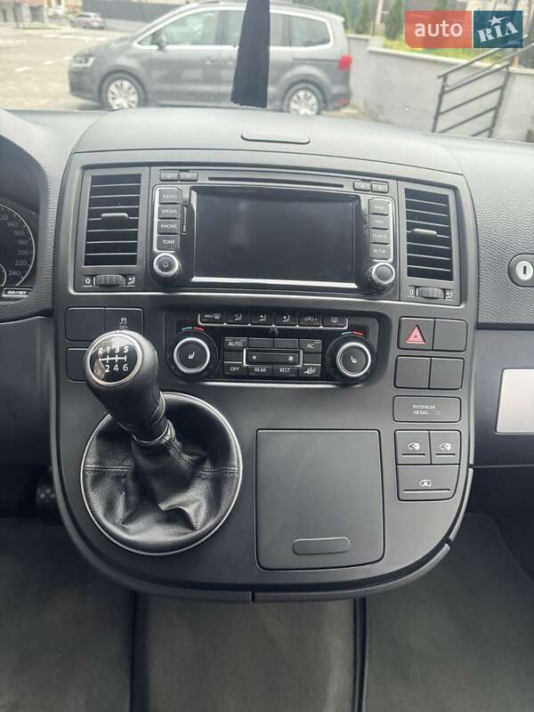 Мінівен Volkswagen Multivan 2011 в Новояворівську фото 15 Мінівен Volkswagen Multivan 2011 в Новояворівську