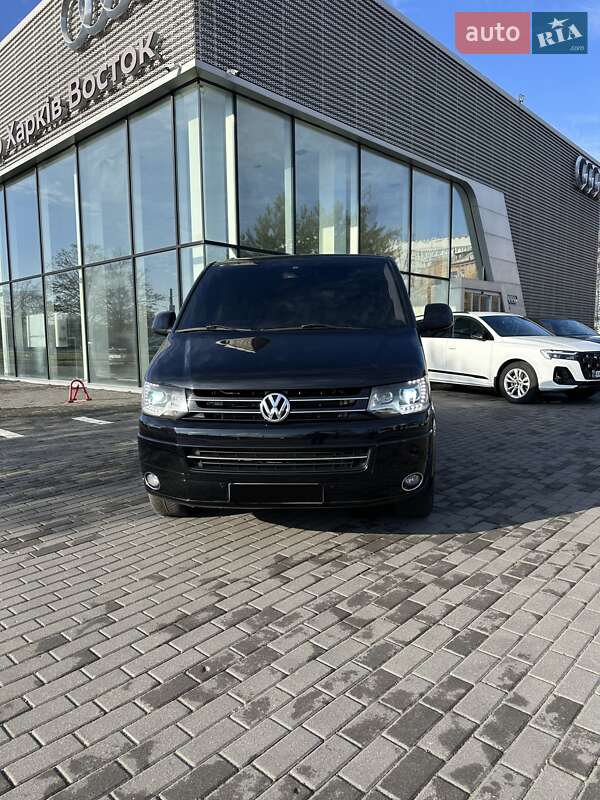 Мінівен Volkswagen Multivan 2011 в Києві фото 5 Мінівен Volkswagen Multivan 2011 в Києві