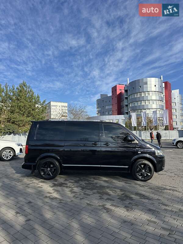 Мінівен Volkswagen Multivan 2011 в Києві фото 7 Мінівен Volkswagen Multivan 2011 в Києві