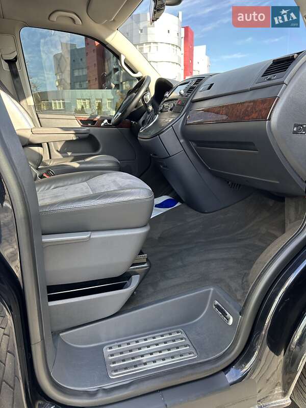 Мінівен Volkswagen Multivan 2011 в Києві фото 26 Мінівен Volkswagen Multivan 2011 в Києві