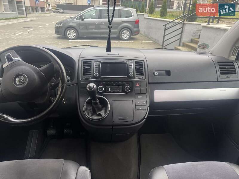 Мінівен Volkswagen Multivan 2011 в Новояворівську фото 12 Мінівен Volkswagen Multivan 2011 в Новояворівську