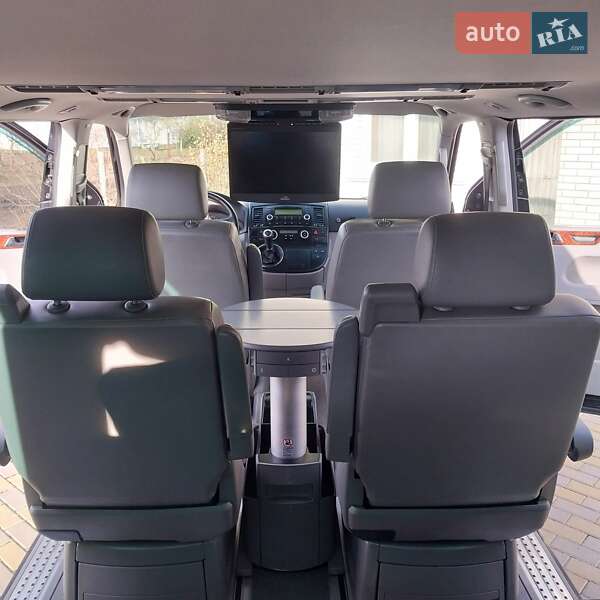 Минивэн Volkswagen Multivan 2008 в Киеве