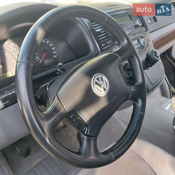 Минивэн Volkswagen Multivan 2008 в Киеве