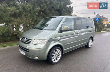 Минивэн Volkswagen Multivan 2003 в Киеве