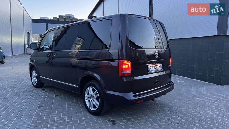 Минивэн Volkswagen Multivan 2010 в Киеве
