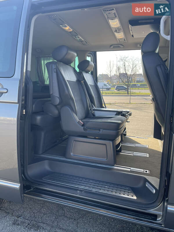 Мінівен Volkswagen Multivan 2010 в Києві фото 5 Мінівен Volkswagen Multivan 2010 в Києві
