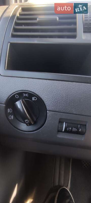 Мінівен Volkswagen Multivan 2010 в Києві фото 23 Мінівен Volkswagen Multivan 2010 в Києві