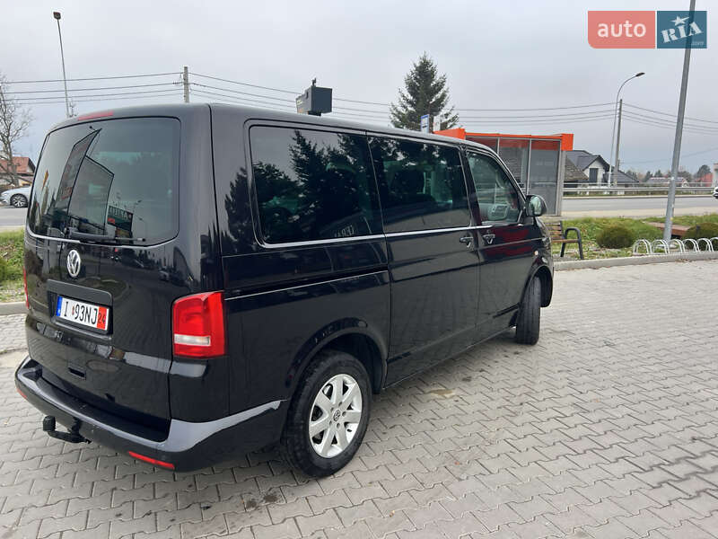 Минивэн Volkswagen Multivan 2013 в Дрогобыче
