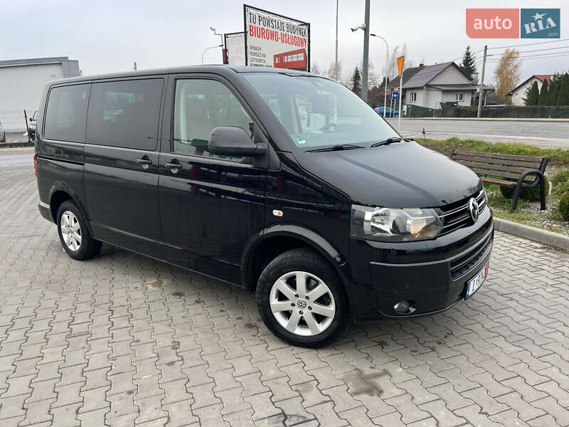 Минивэн Volkswagen Multivan 2013 в Дрогобыче