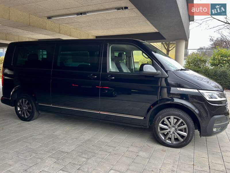Минивэн Volkswagen Multivan 2021 в Киеве
