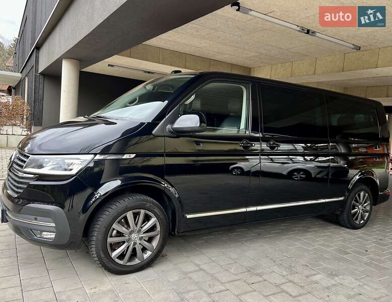 Минивэн Volkswagen Multivan 2021 в Киеве