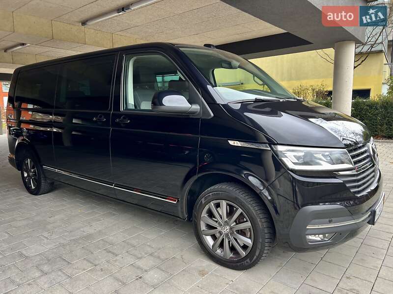 Минивэн Volkswagen Multivan 2021 в Киеве