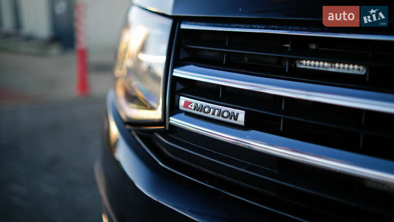 Мінівен Volkswagen Multivan 2016 в Львові
