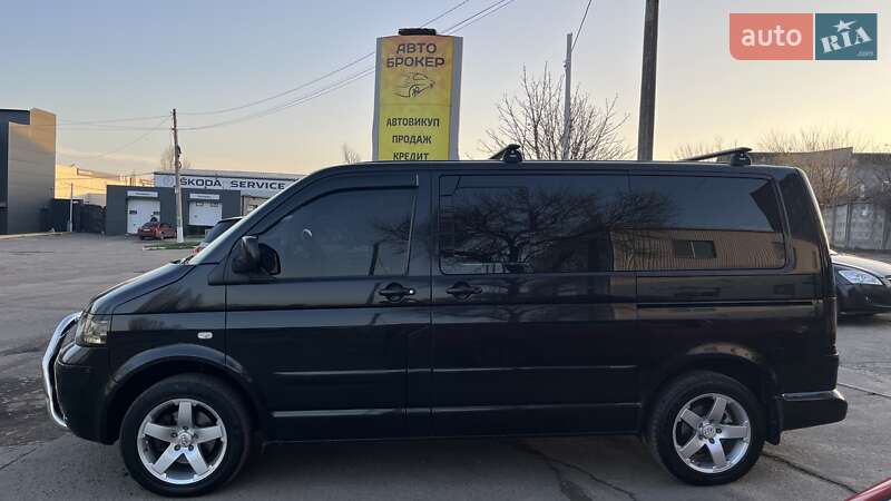 Минивэн Volkswagen Multivan 2006 в Николаеве