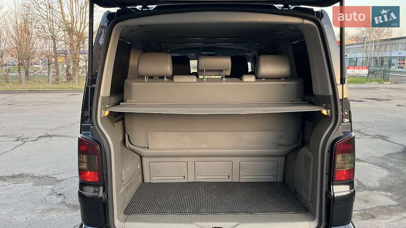 Минивэн Volkswagen Multivan 2006 в Николаеве