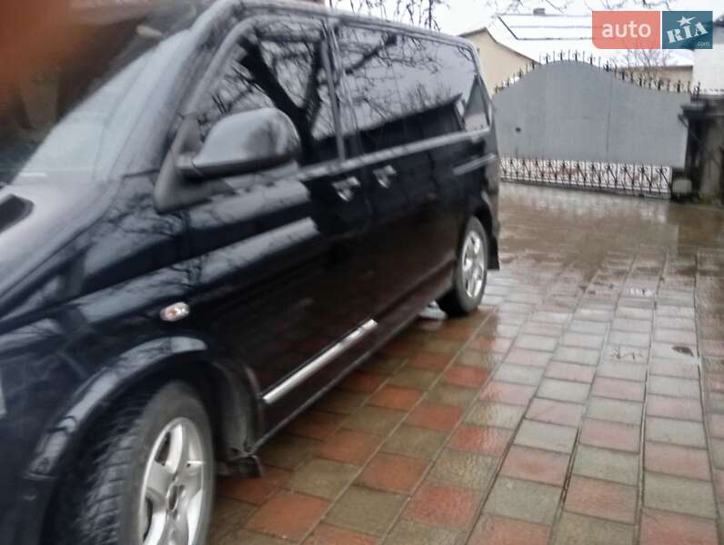 Мінівен Volkswagen Multivan 2010 в Ужгороді фото 4 Мінівен Volkswagen Multivan 2010 в Ужгороді