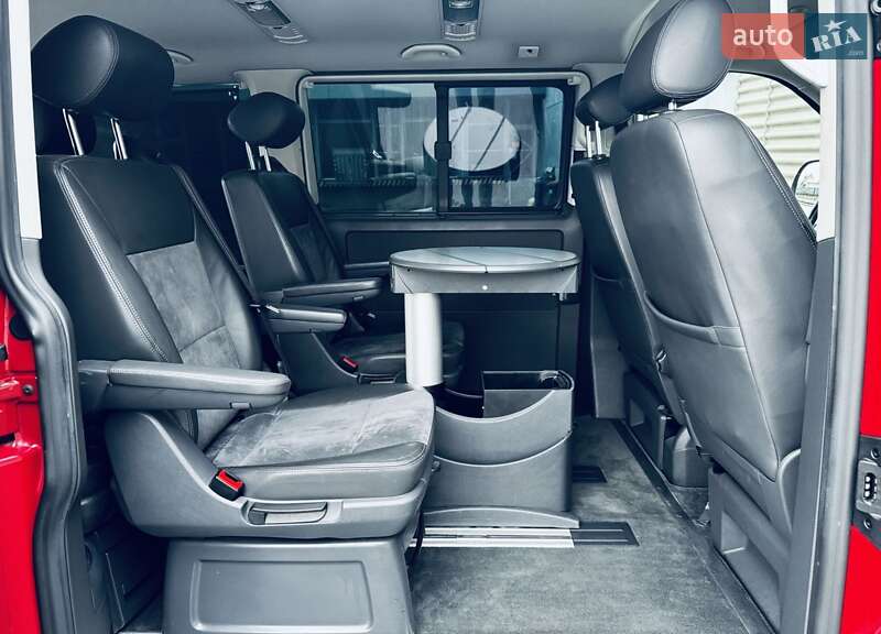 Минивэн Volkswagen Multivan 2012 в Днепре