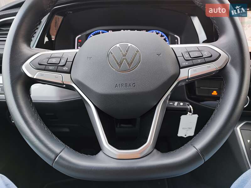 Минивэн Volkswagen Multivan 2022 в Черновцах