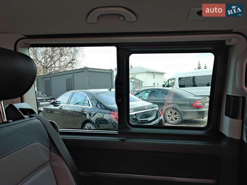 Минивэн Volkswagen Multivan 2022 в Черновцах