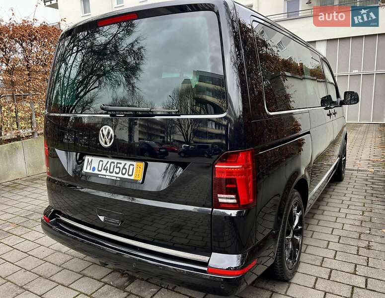 Минивэн Volkswagen Multivan 2022 в Киеве