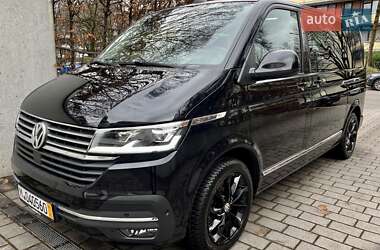 Минивэн Volkswagen Multivan 2022 в Киеве