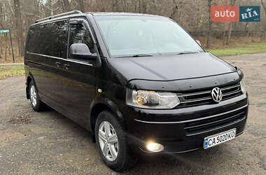 Минивэн Volkswagen Multivan 2013 в Каменке