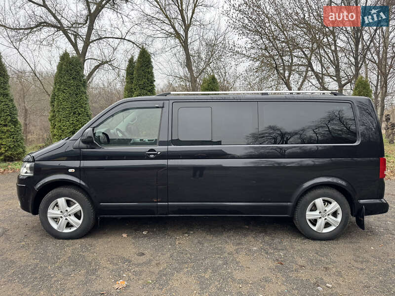 Минивэн Volkswagen Multivan 2013 в Каменке