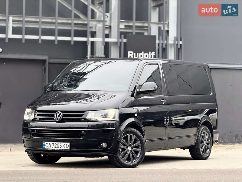 Минивэн Volkswagen Multivan 2012 в Киеве
