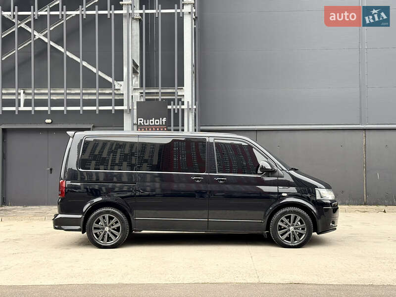 Минивэн Volkswagen Multivan 2012 в Киеве