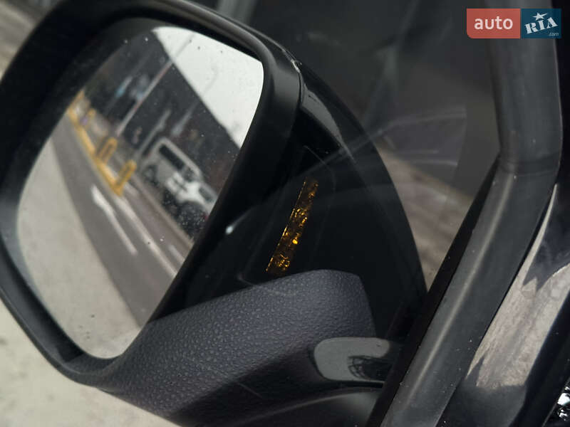 Минивэн Volkswagen Multivan 2012 в Киеве