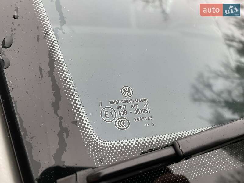 Мінівен Volkswagen Multivan 2013 в Охтирці фото 22 Мінівен Volkswagen Multivan 2013 в Охтирці