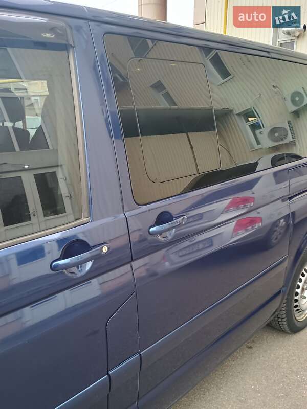 Минивэн Volkswagen Multivan 2004 в Николаеве фото 6 Минивэн Volkswagen Multivan 2004 в Николаеве