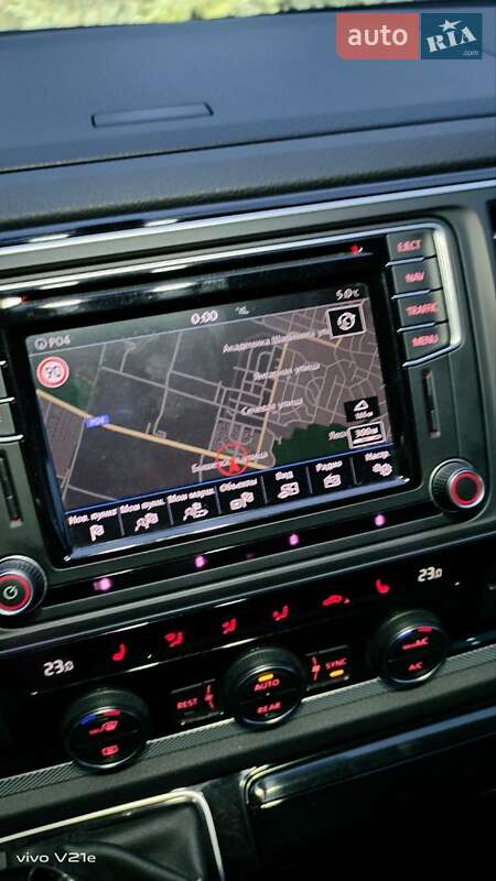 Минивэн Volkswagen Multivan 2016 в Киеве