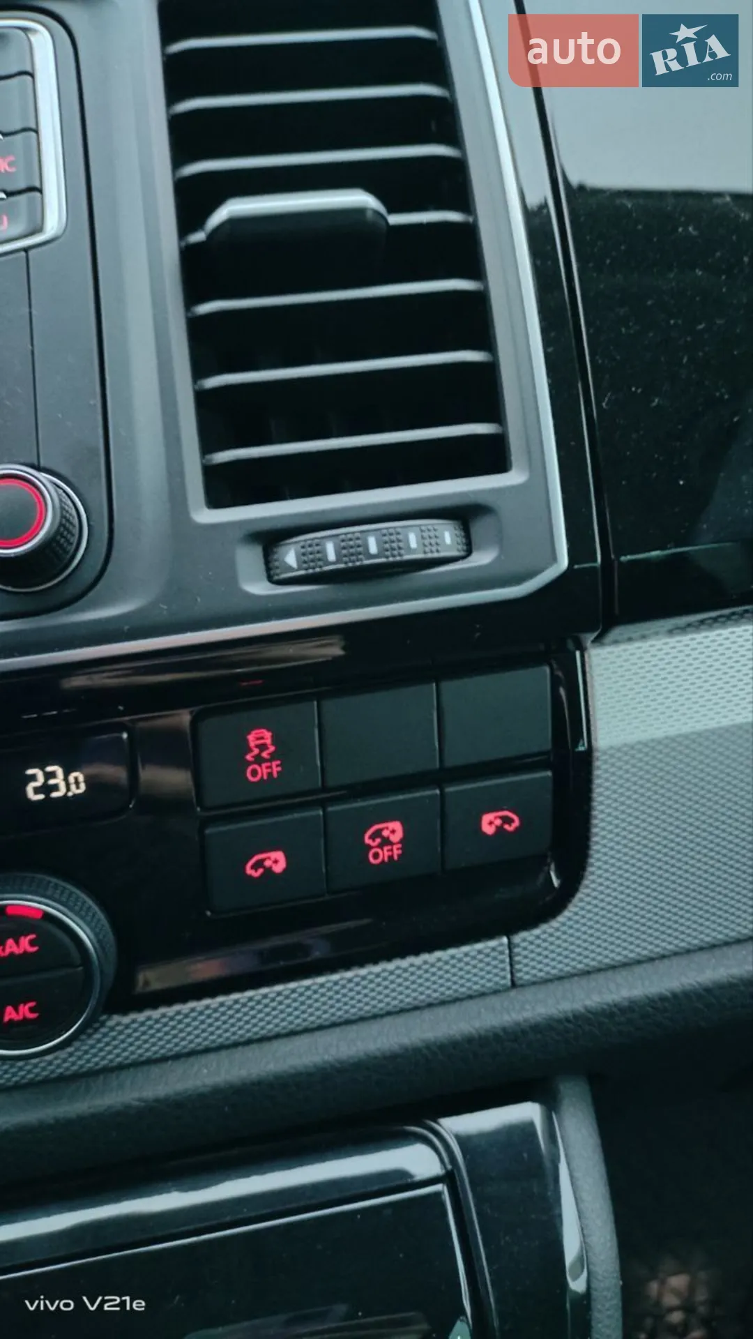 2016 Volkswagen Multivan - мініатюра 27