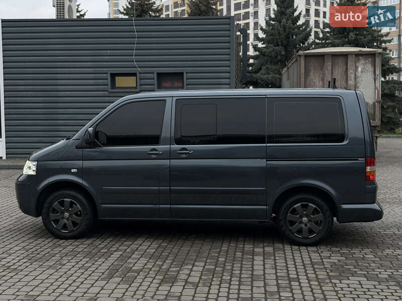 Минивэн Volkswagen Multivan 2007 в Ивано-Франковске фото 8 Минивэн Volkswagen Multivan 2007 в Ивано-Франковске