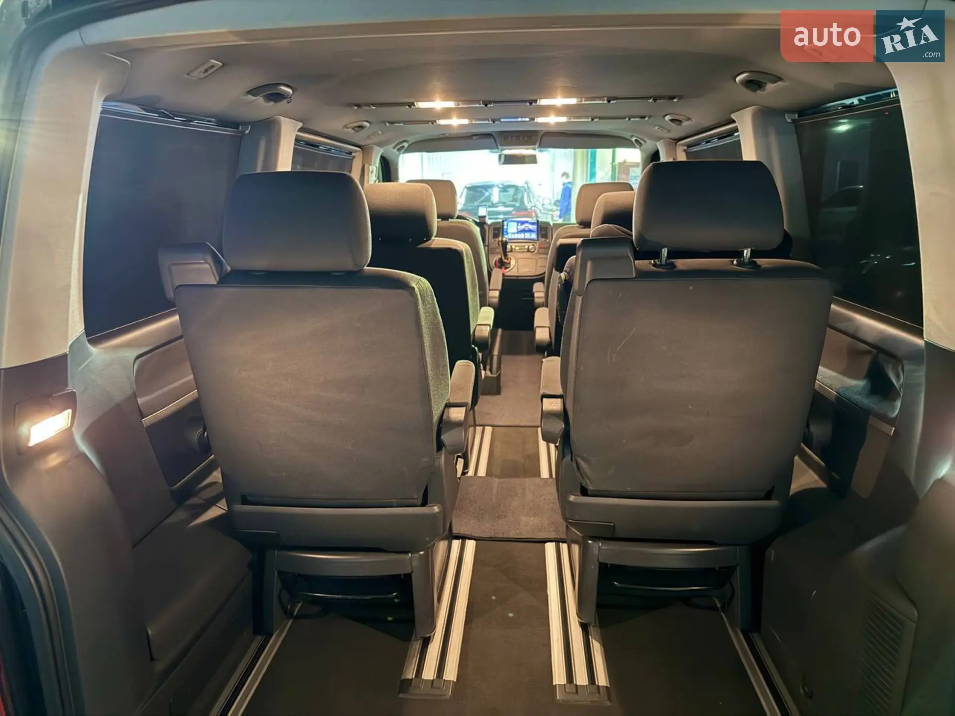 2010 Volkswagen Multivan - мініатюра 3