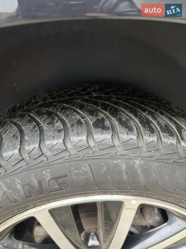 Минивэн Volkswagen Multivan 2014 в Львове