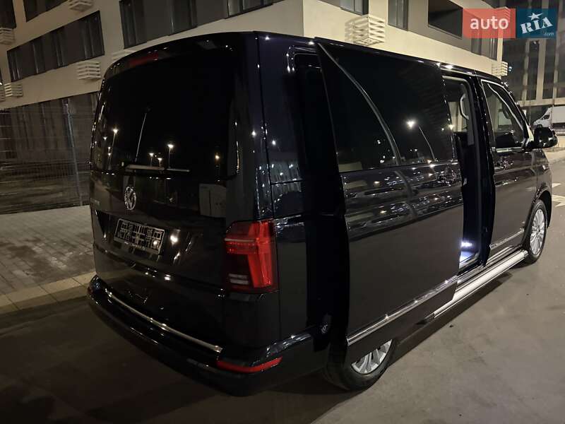 Минивэн Volkswagen Multivan 2022 в Киеве