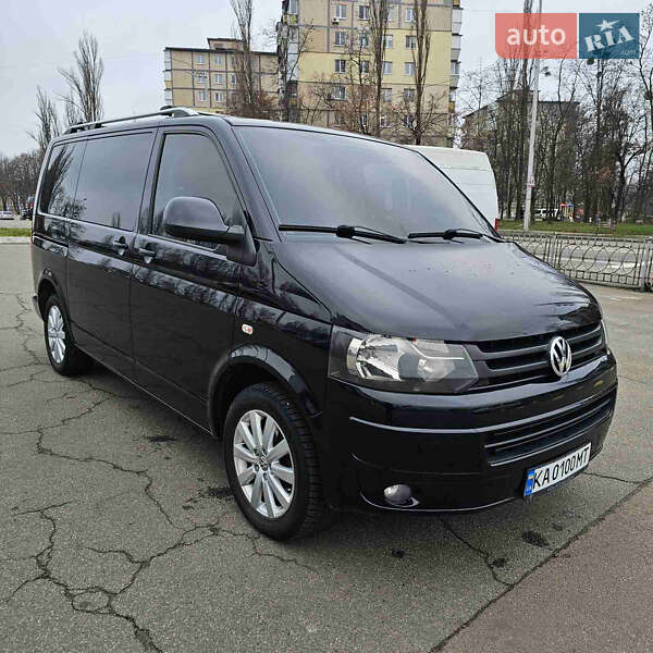 Минивэн Volkswagen Multivan 2010 в Киеве фото 3 Минивэн Volkswagen Multivan 2010 в Киеве