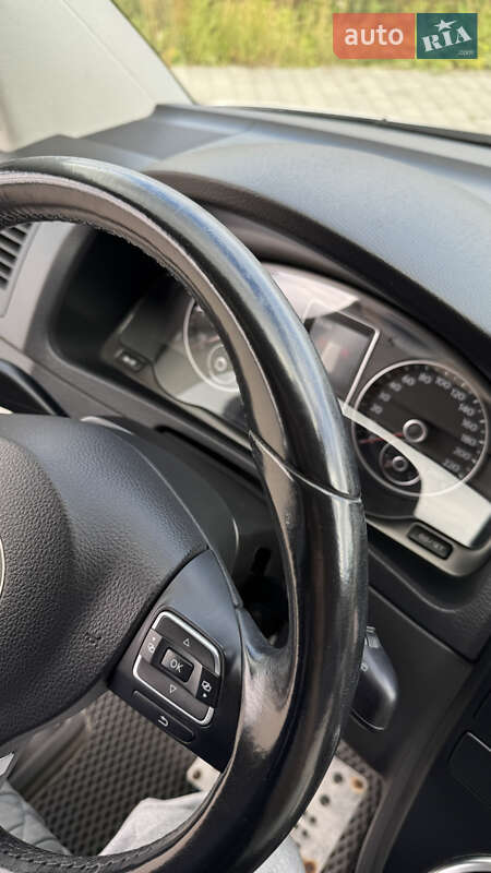 Минивэн Volkswagen Multivan 2015 в Хмельницком